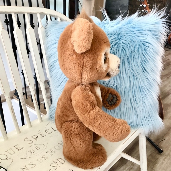 FurReal Friends, Cubby the Curious Bear, Interactive, Talking, Plush Teddy Bear - Picture 5 of 15